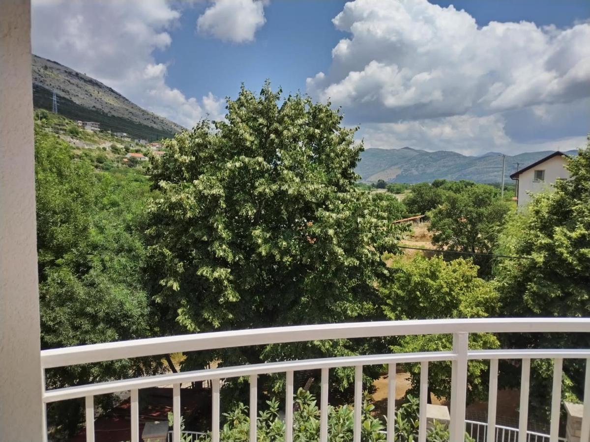Hotel River Side Trebinje Exterior foto