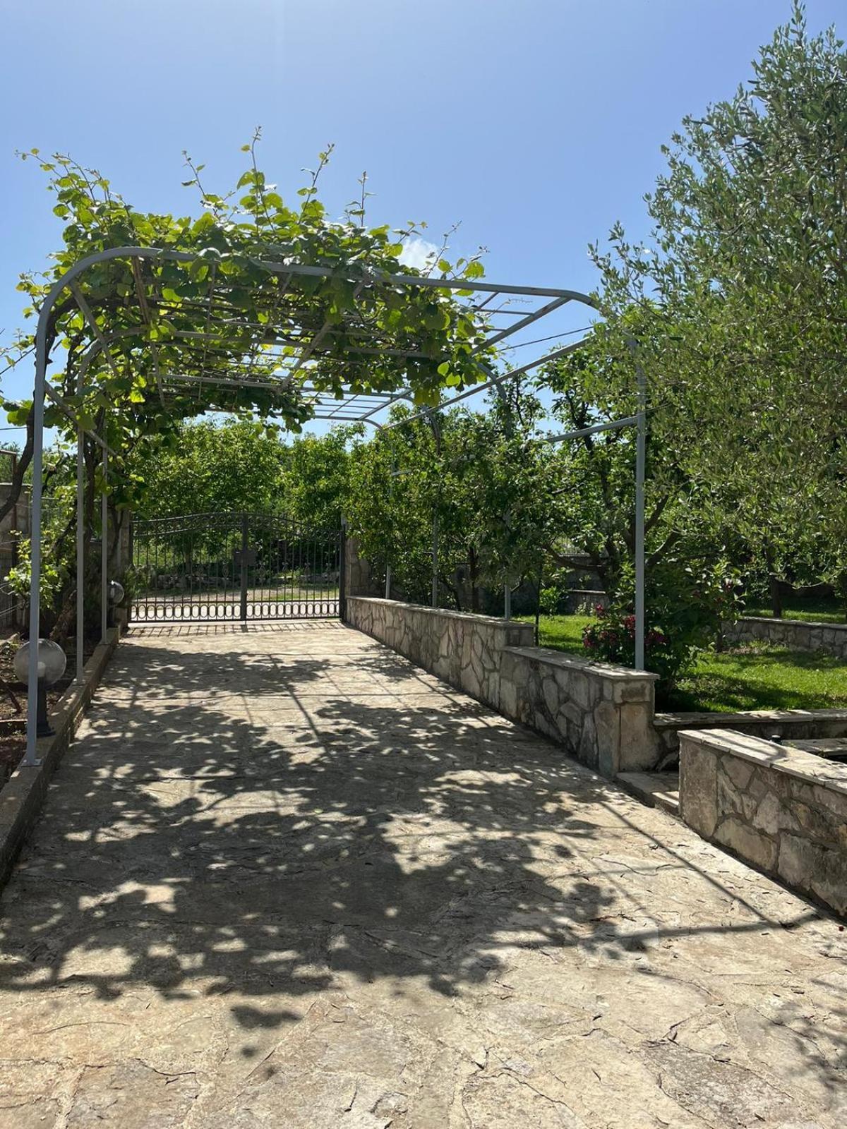 Hotel River Side Trebinje Exterior foto